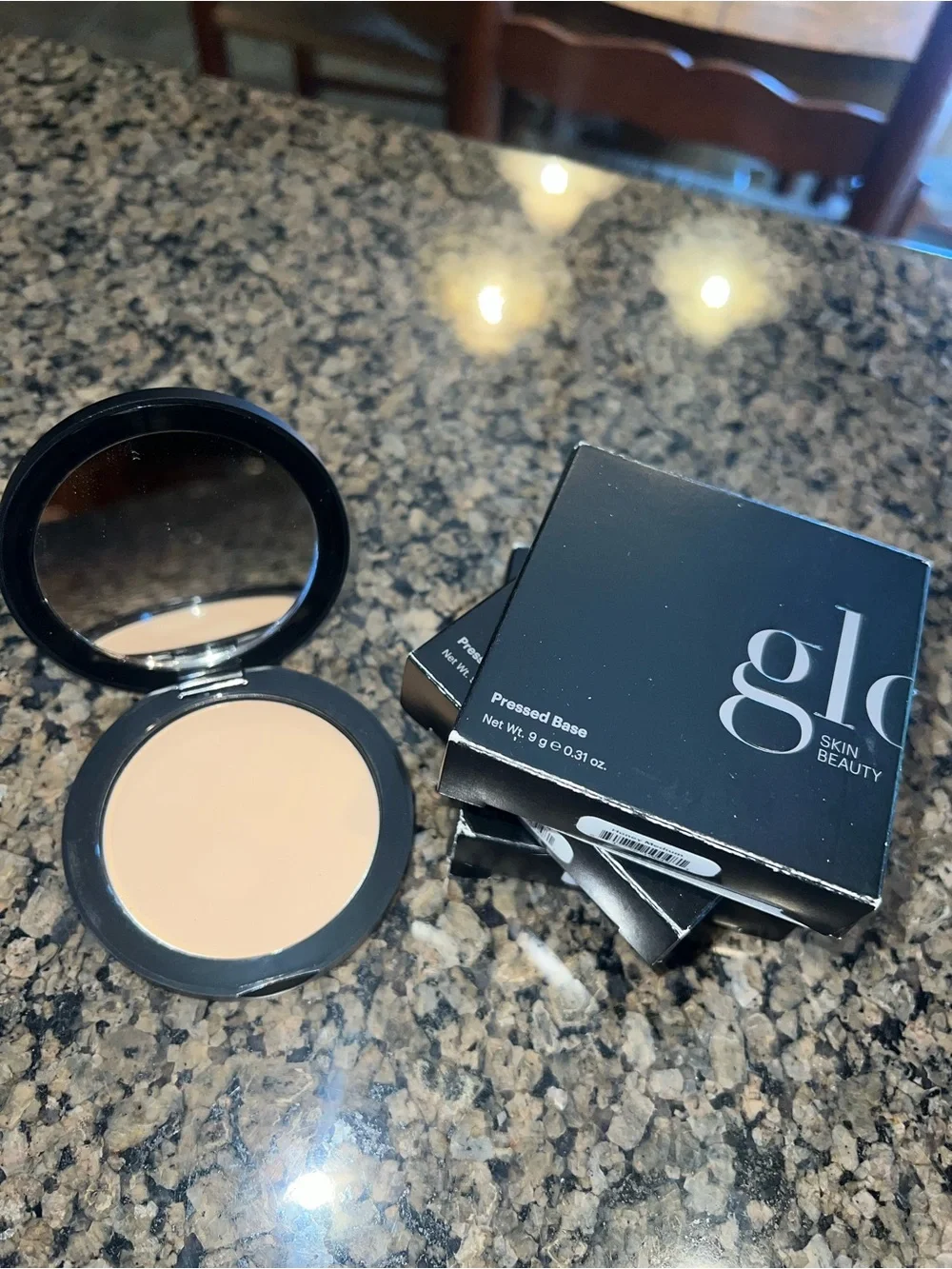 THREE Glo Skin Beauty Pressed Base Compacts - Shade Honey Medium